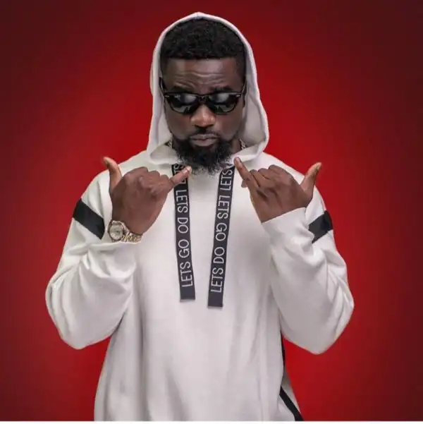 Sarkodie - Edey Bee ft. Omar Sterling